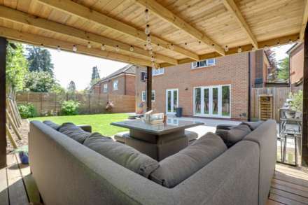 Charlotte Close, Caversham, Image 34