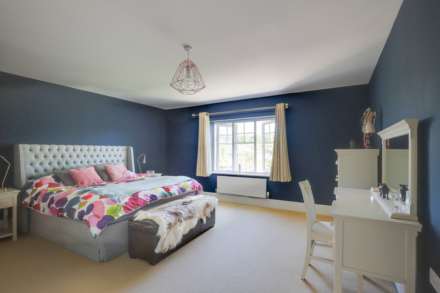 Charlotte Close, Caversham, Image 7