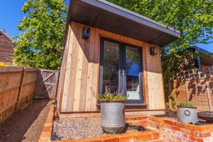 Hemdean Rise, Caversham, Reading, Image 25