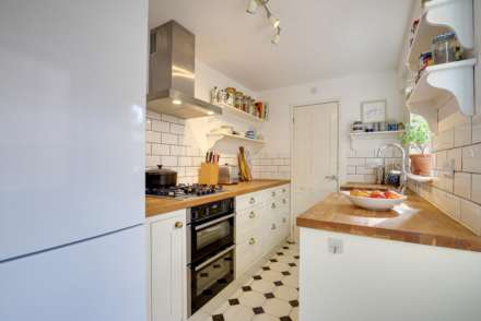 Oxford Street, Caversham, Image 6