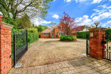 5 Bedroom Detached, Two Trees, Chalkhouse Green Lane, Kidmore End, South Oxon