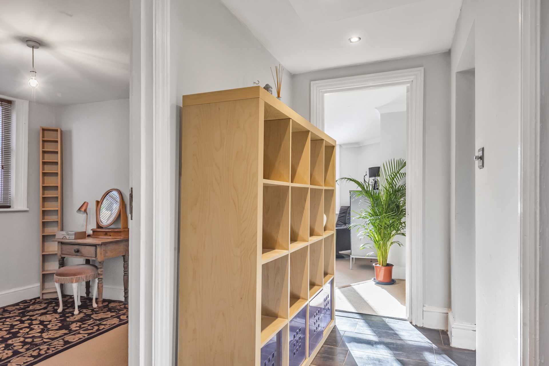 Warrenside, Caversham, Reading, Image 12