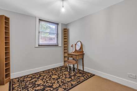 Warrenside, Caversham, Reading, Image 15