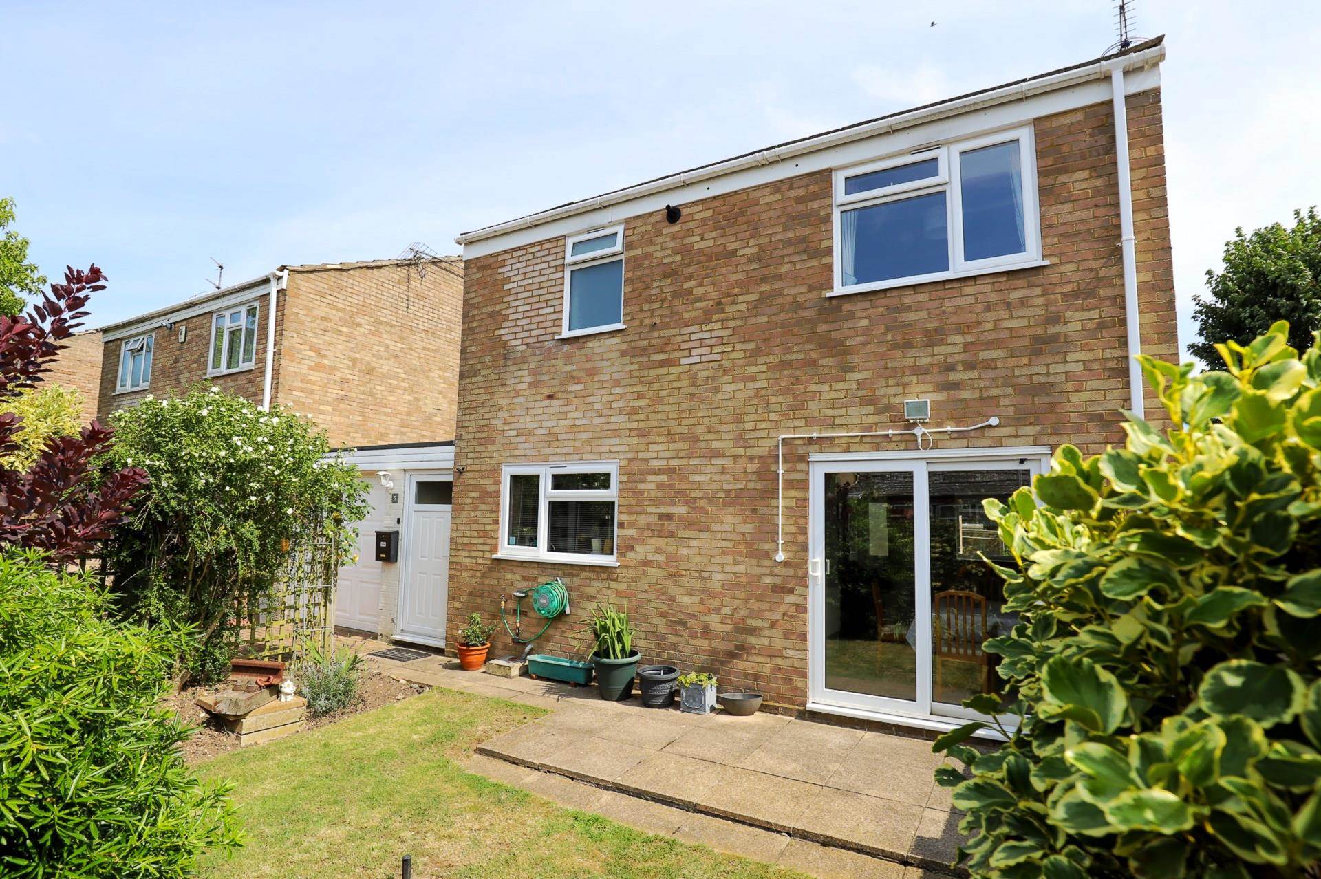 Fraser Avenue, Caversham Park Village, Reading, Image 16