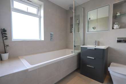 Fraser Avenue, Caversham Park Village, Reading, Image 12