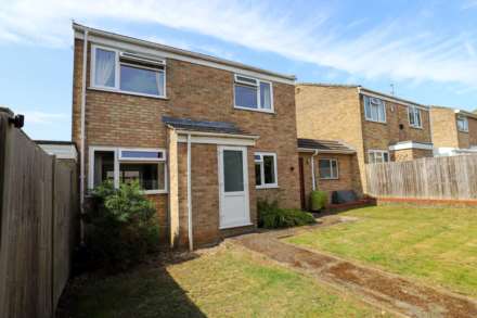 Fraser Avenue, Caversham Park Village, Reading, Image 15