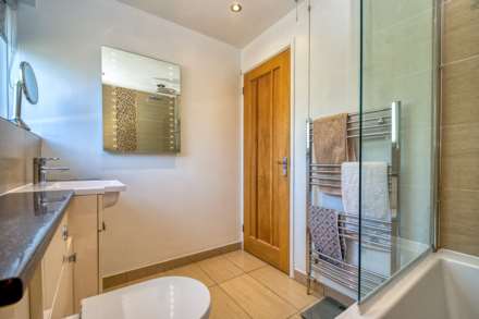 Peppard Road, Sonning Common, South Oxfordshire, Image 19