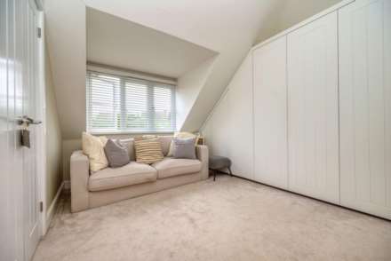 Newfield Road, Sonning Common, South Oxfordshire, Image 15