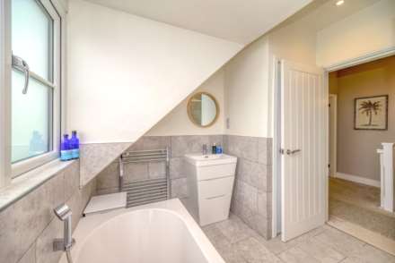 Newfield Road, Sonning Common, South Oxfordshire, Image 21