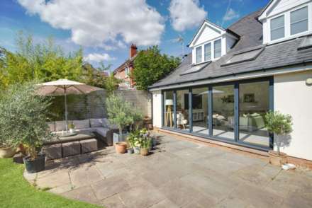 Newfield Road, Sonning Common, South Oxfordshire, Image 25