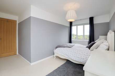 Henley Road, Caversham, Image 24