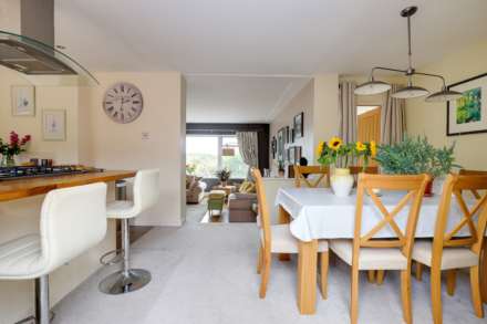 Henley Road, Caversham, Image 6
