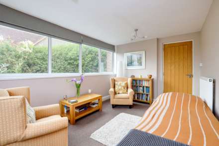 Henley Road, Caversham, Image 7