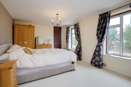 Henley Road, Caversham, Image 8