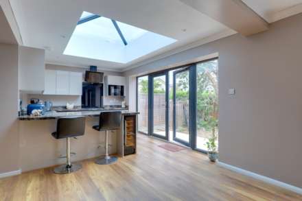 Kidmore Road, Caversham Heights, Image 2