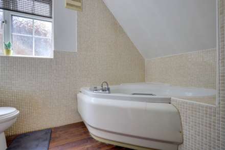 Kidmore Road, Caversham Heights, Image 21