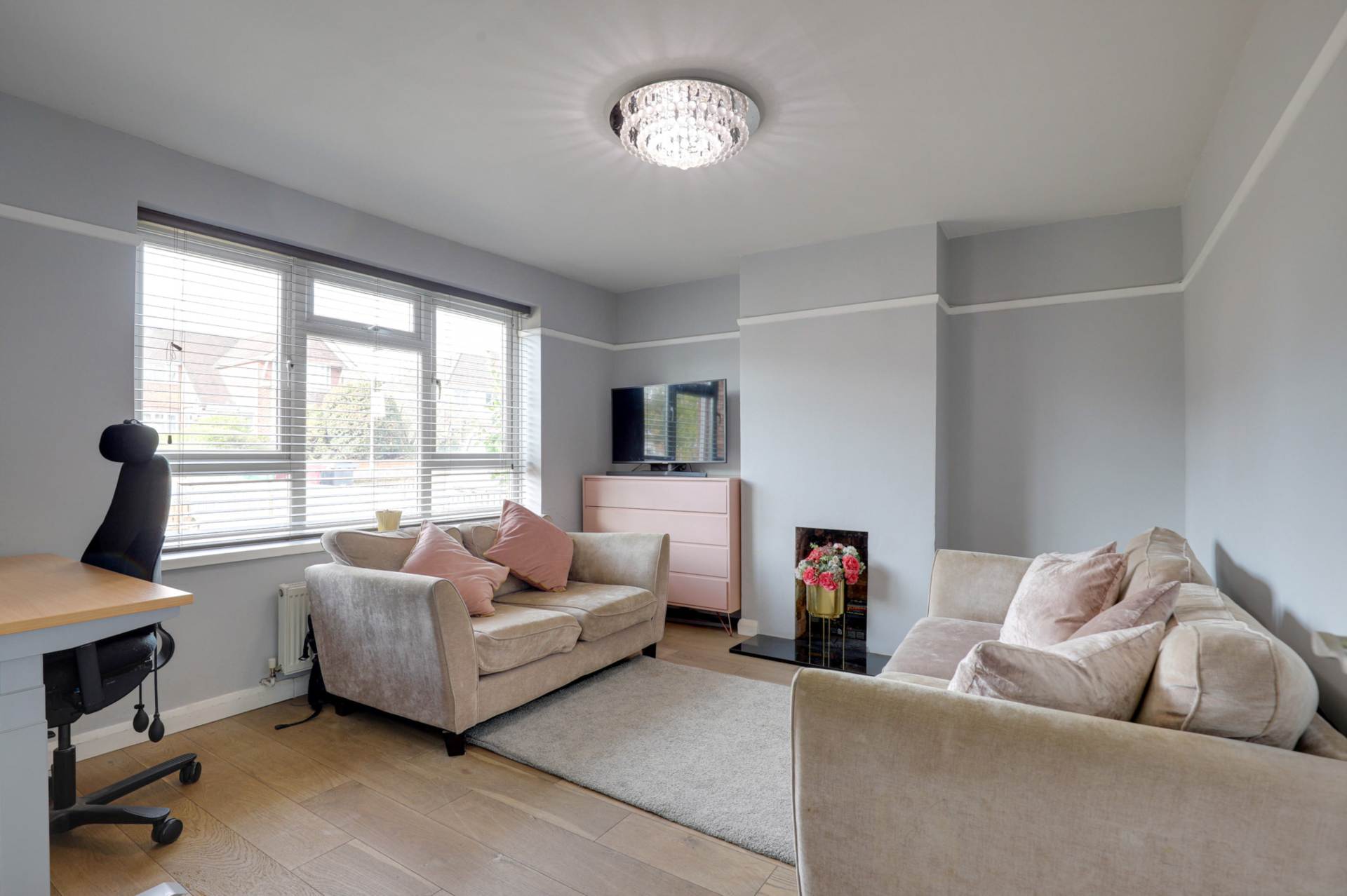 Woodcote Way, Caversham, Image 5