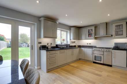 Woodcote Way, Caversham, Image 14