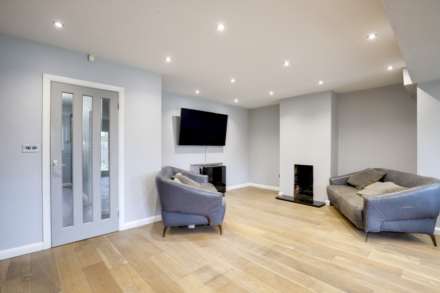 Woodcote Way, Caversham, Image 17