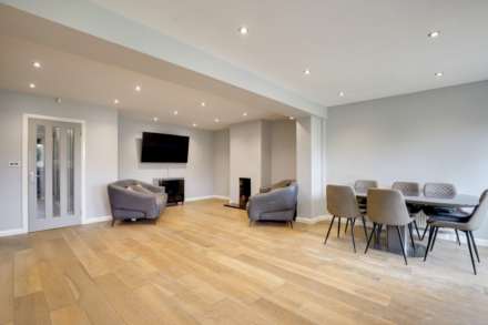 Woodcote Way, Caversham, Image 3