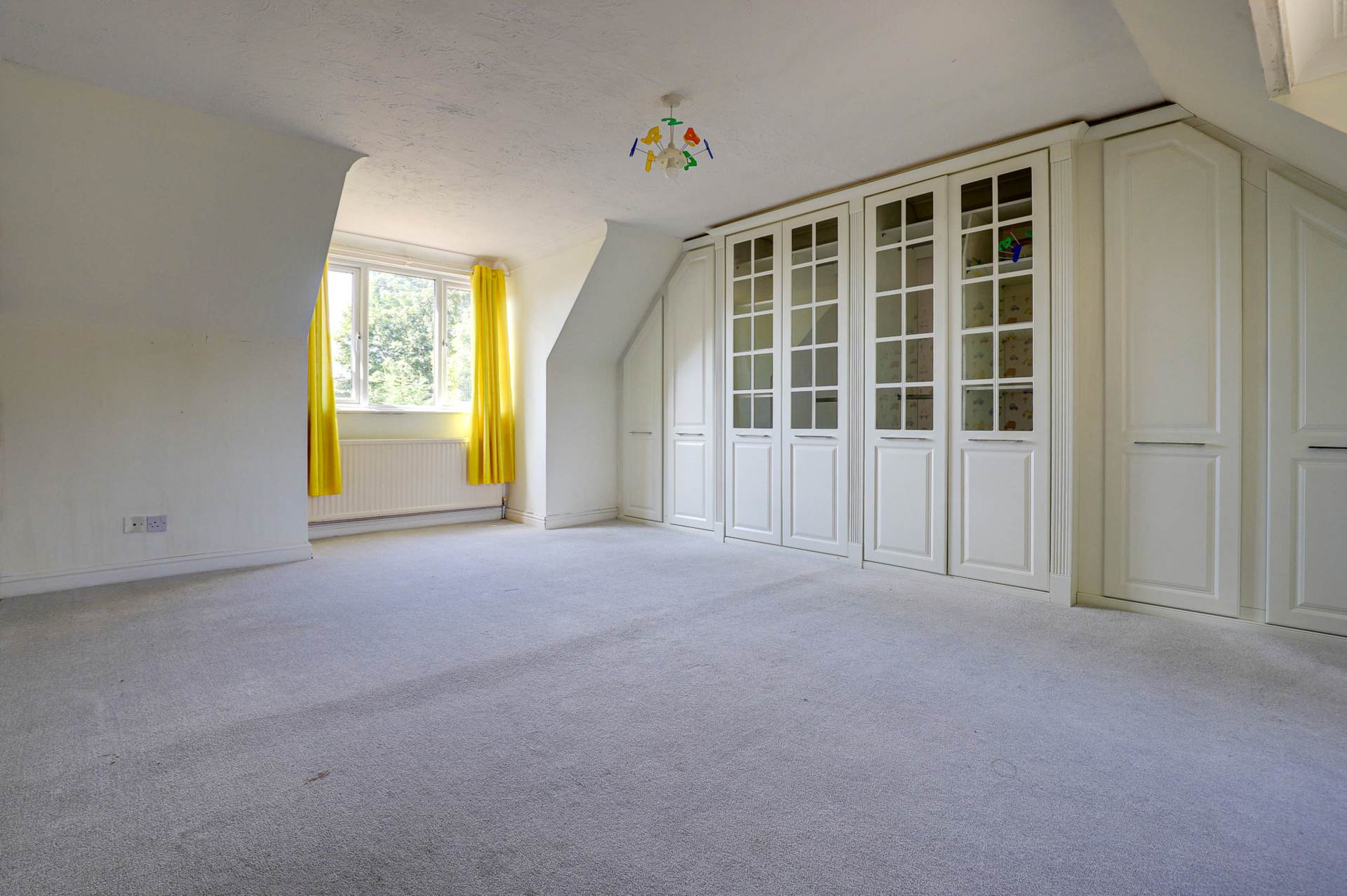 Upper Woodcote Road, Caversham Heights, Reading, Image 12