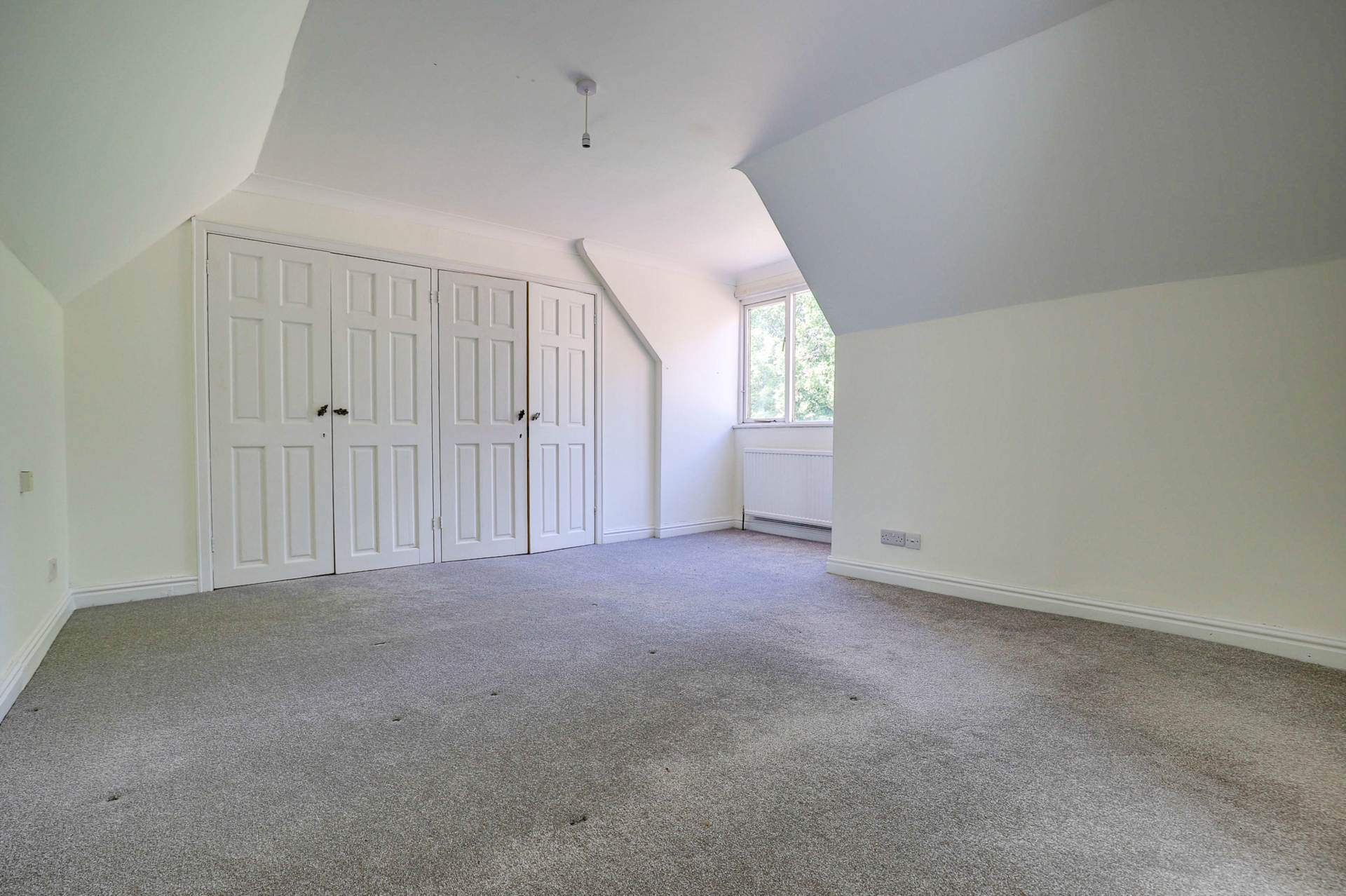 Upper Woodcote Road, Caversham Heights, Reading, Image 15