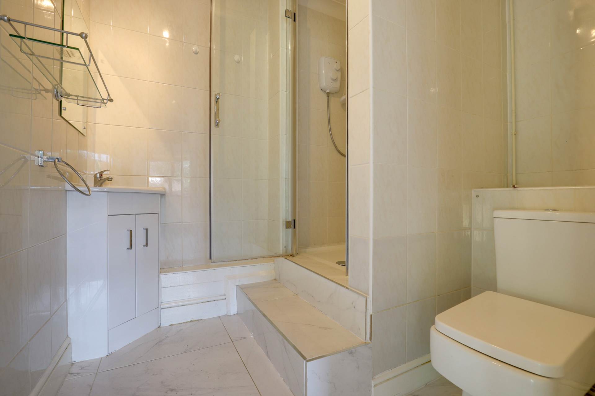 Upper Woodcote Road, Caversham Heights, Reading, Image 19