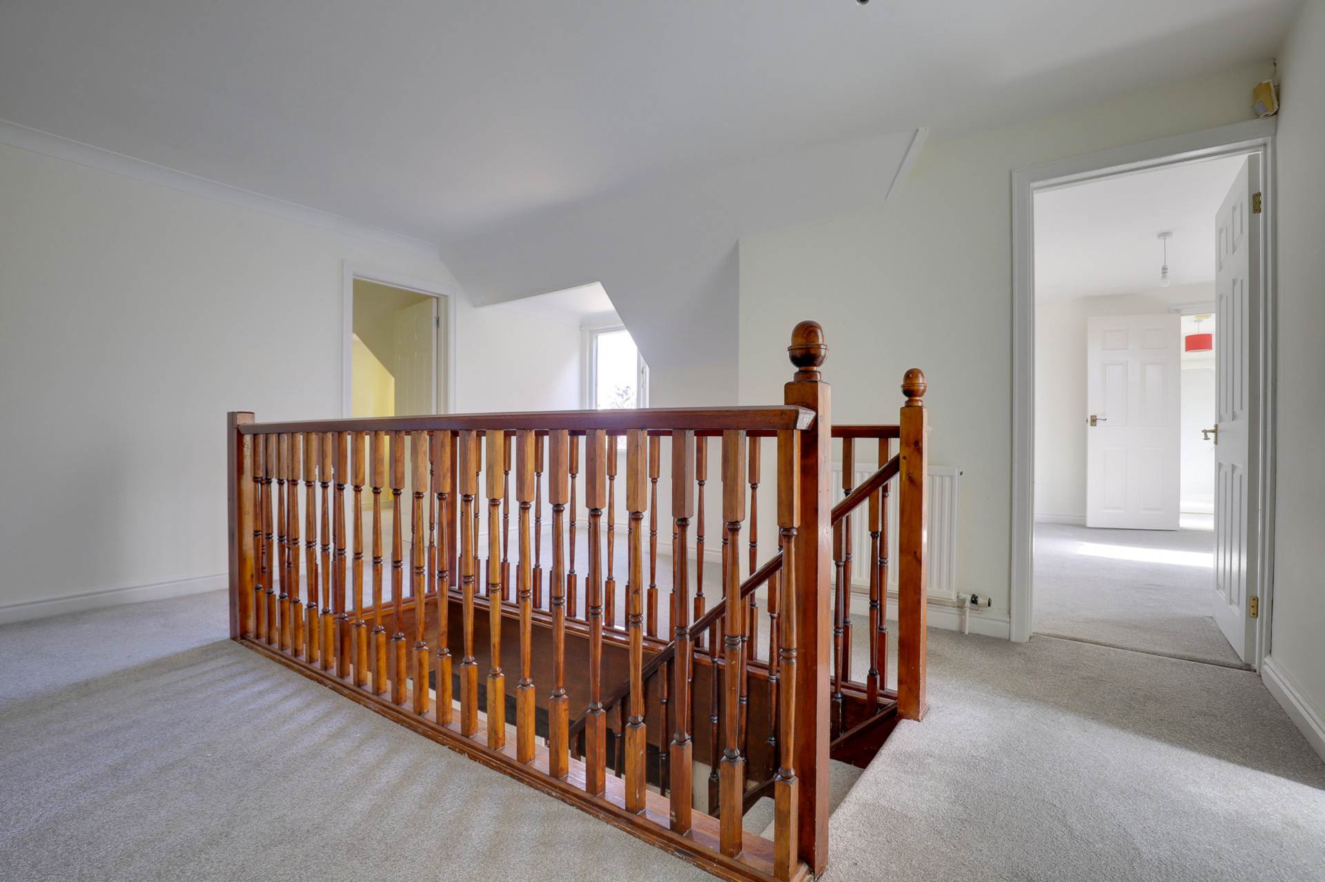 Upper Woodcote Road, Caversham Heights, Reading, Image 27