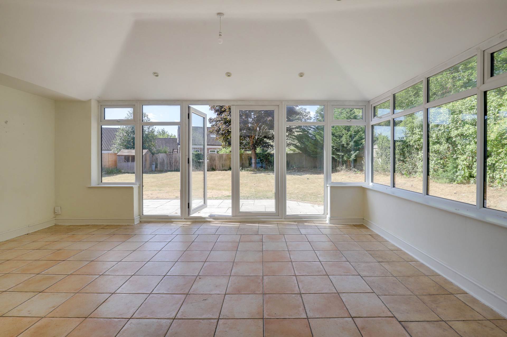 Upper Woodcote Road, Caversham Heights, Reading, Image 4