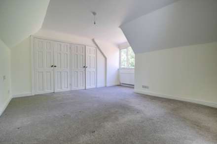 Upper Woodcote Road, Caversham Heights, Reading, Image 15