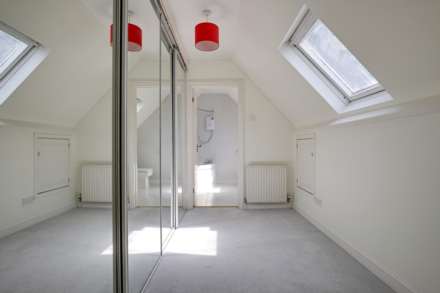 Upper Woodcote Road, Caversham Heights, Reading, Image 20