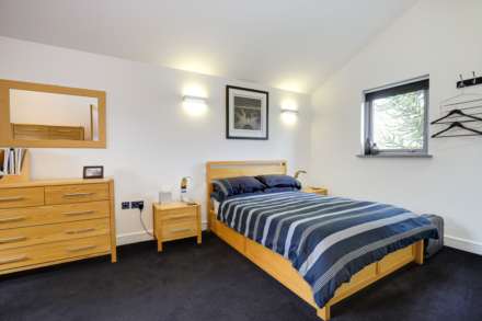 Hornbeam Close, Caversham Heights, Reading, Image 11