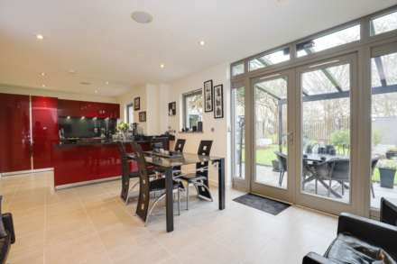 Hornbeam Close, Caversham Heights, Reading, Image 8
