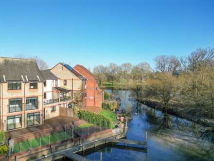 Heron Island, Caversham, Reading, Image 20