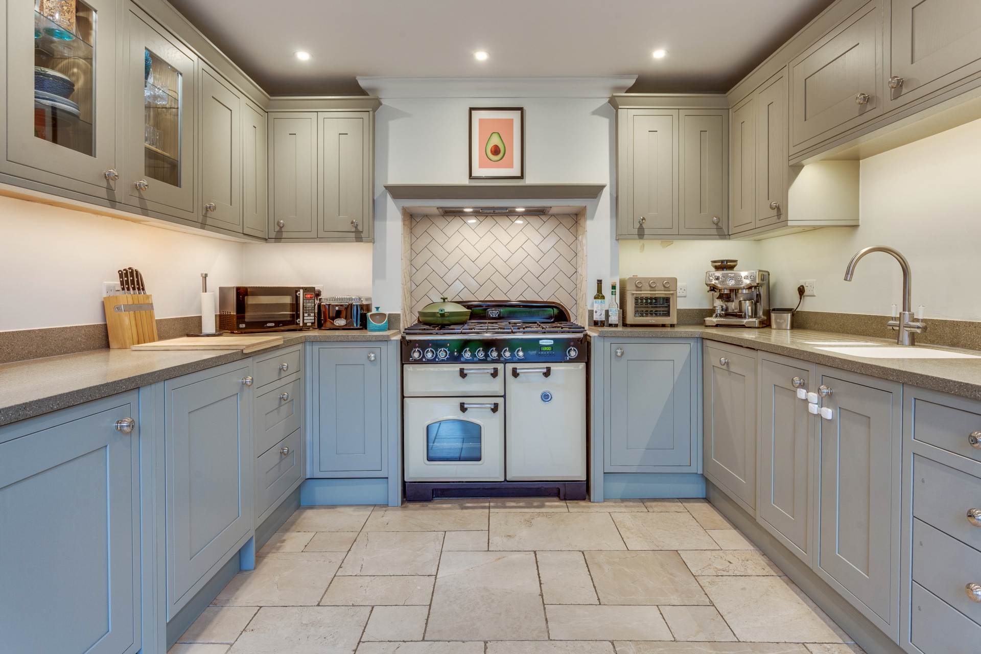 Briants Avenue, Caversham, Image 4