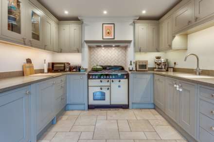 Briants Avenue, Caversham, Image 4