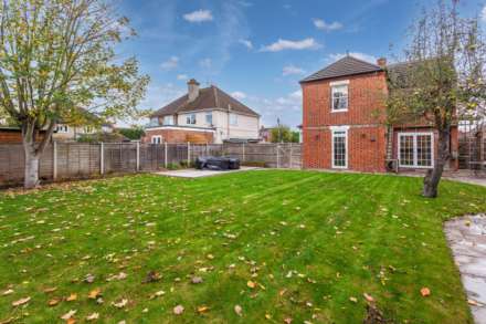 Briants Avenue, Caversham, Image 9