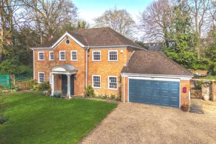 Upper Warren Avenue, Caversham Heights