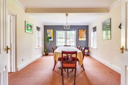 Upper Warren Avenue, Caversham Heights, Image 13