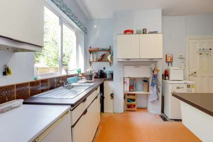 St Annes Road, Caversham, Image 13