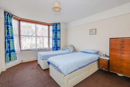 St Annes Road, Caversham, Image 18