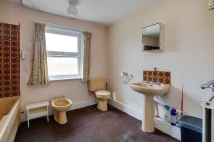 St Annes Road, Caversham, Image 21