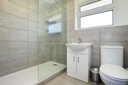 Lea Road, Sonning Common, South Oxfordshire, Image 12
