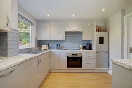 Lea Road, Sonning Common, South Oxfordshire, Image 3