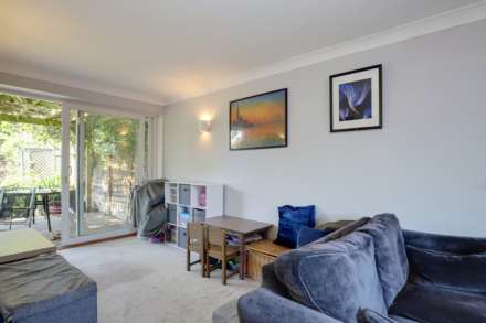 Lea Road, Sonning Common, South Oxfordshire, Image 6