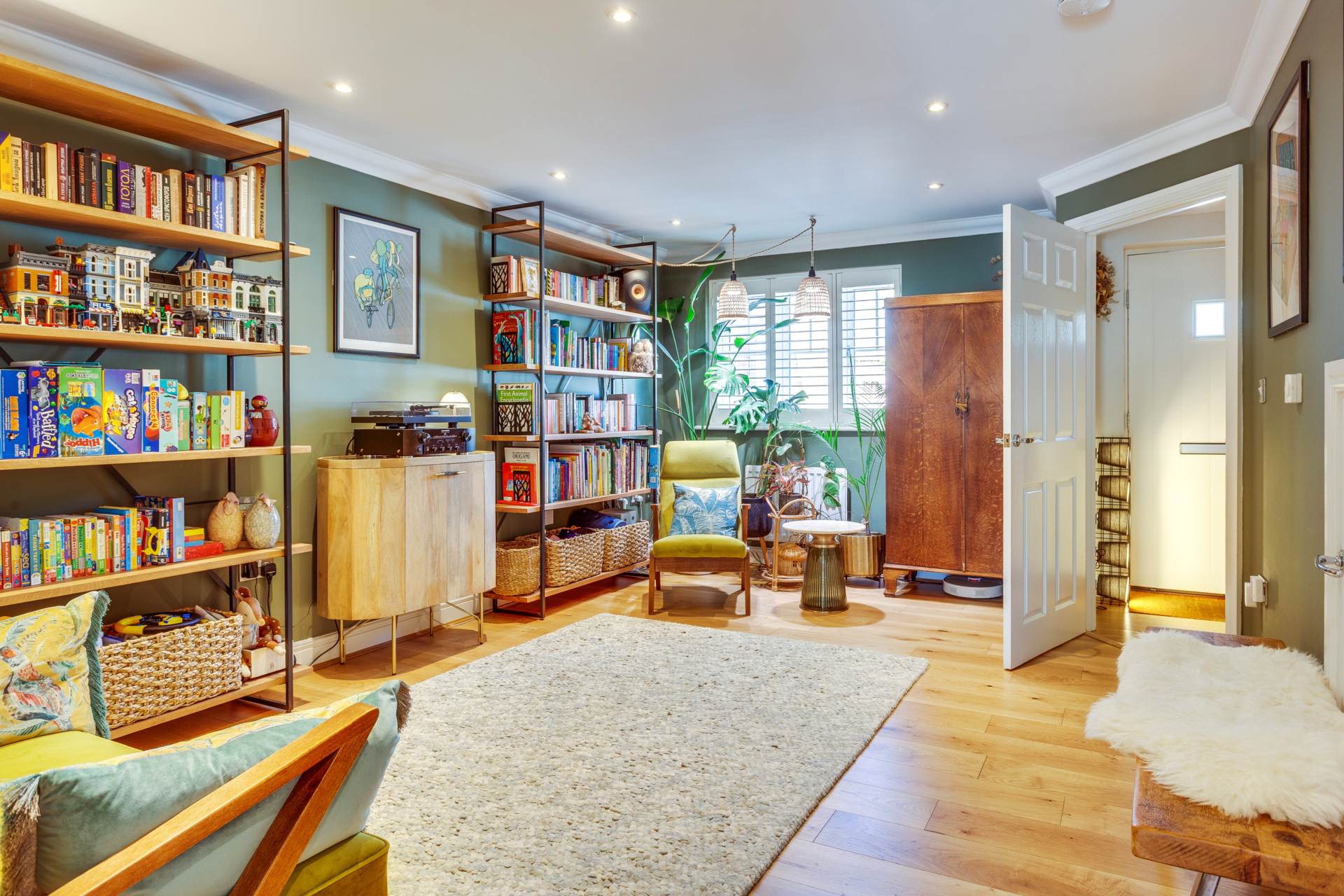 Little Woodcote Close, Caversham Heights, Image 4