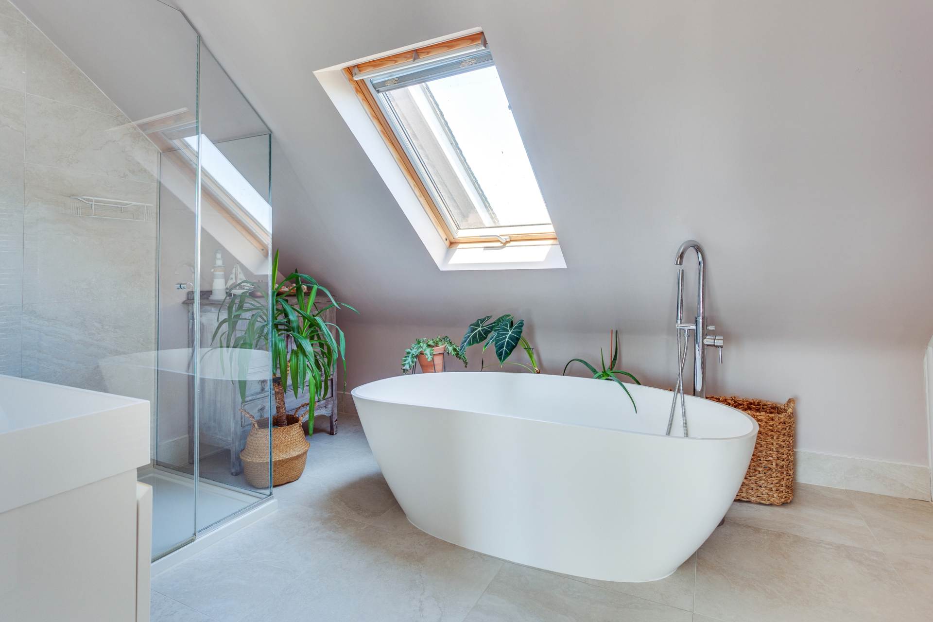 Little Woodcote Close, Caversham Heights, Image 8
