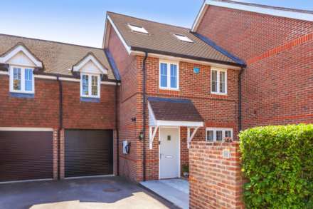 Little Woodcote Close, Caversham Heights, Image 1