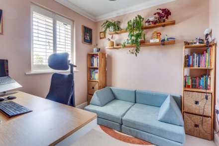 Little Woodcote Close, Caversham Heights, Image 31