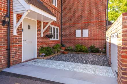 Little Woodcote Close, Caversham Heights, Image 39